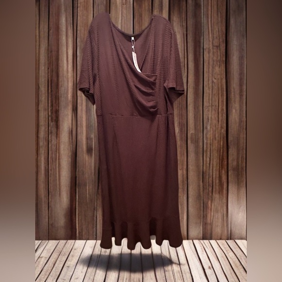 NWT Women’s Plus Sized Modest Ruched BodyCon Mermaid Cocktail Dress Size 6XL - Picture 1 of 7